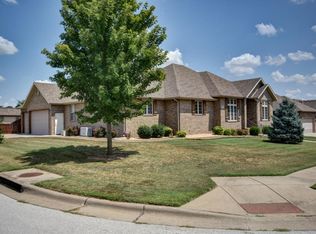 3737 W Broadmoor St, Springfield, MO 65807