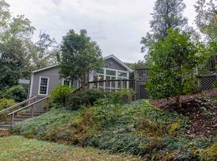 208 Cape Charles Dr, Greenville, SC 29615