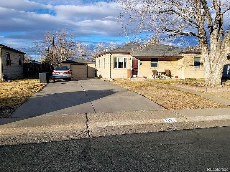 1st image of 2121 Carrol Ct