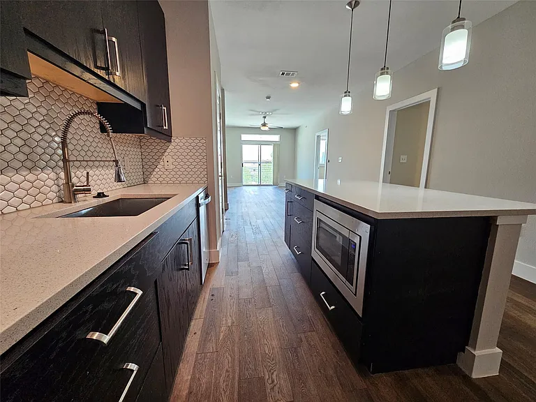 3114 S Congress Ave #302 — Photo 7