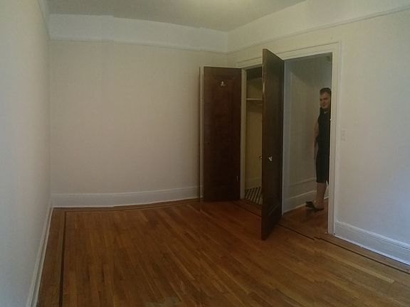 5th image of 3115 21st Ave APT 3F
