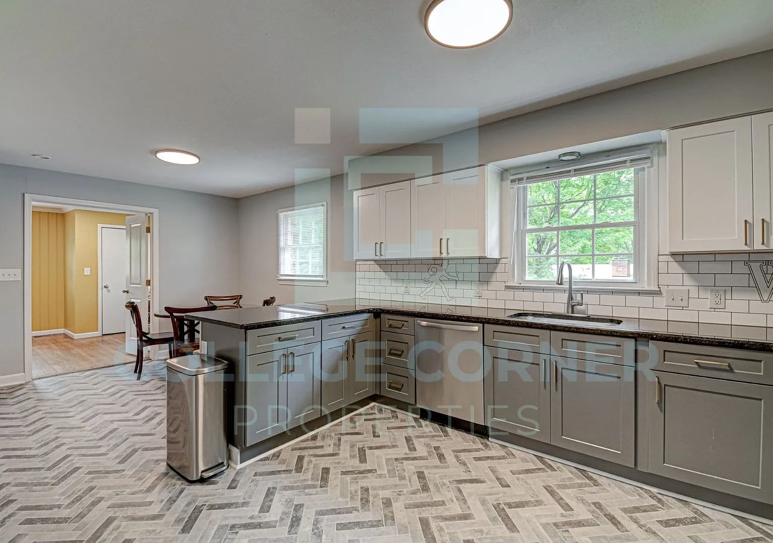 810 Polo Rd Available 6/1/2027-5/18/2028 Furnished (Priced By Bed) Short Or Long Term — Photo 3