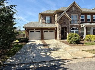 2088 Traemoor Village Dr, Nashville, TN 37209