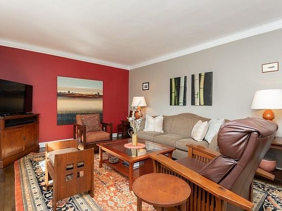 3rd image of 90 Bryant Ave Unit D3b