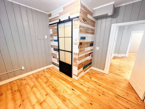 104 Lexington Ave NW #1, Grand Rapids, MI 49504