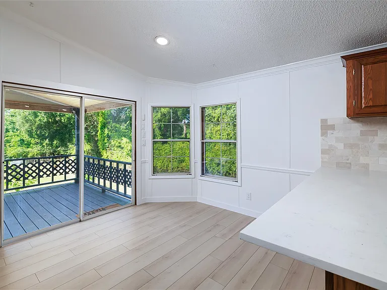 1579 Tara Dr — Photo 10