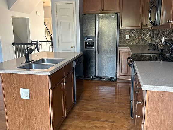 5th image of 153 Oxbow Dr