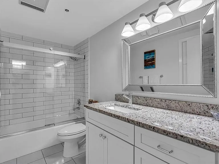 5621 Gulf Of Mexico Dr #102 — Photo 5