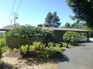 1683 SW 176th St, Normandy Park, WA 98166