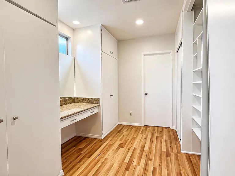 5156 Bascule Ave — Photo 13