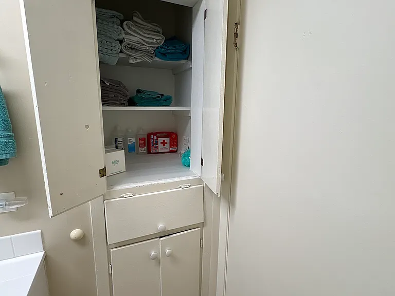 208 Curve Dr — Photo 16