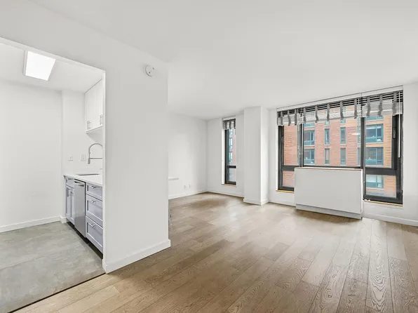1 Irving Pl APT U16h, New York, NY 10003