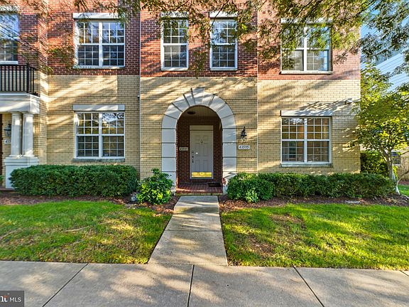 2nd image of 43595 McDowell Sq