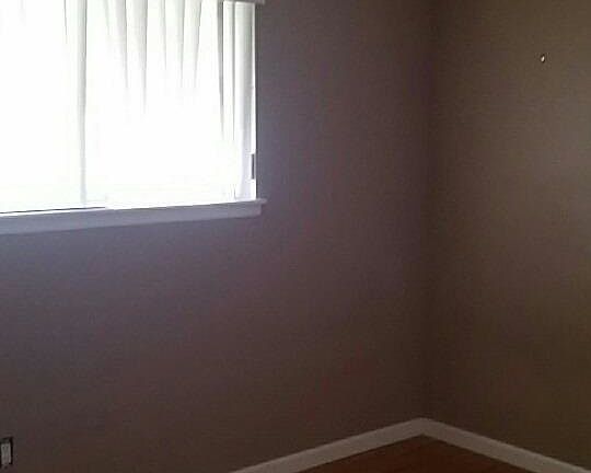 4th image of 35259 Mustang Dr