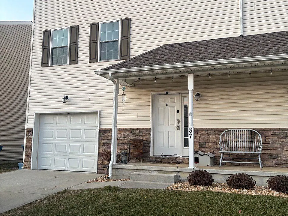 87 Pepperwood Dr