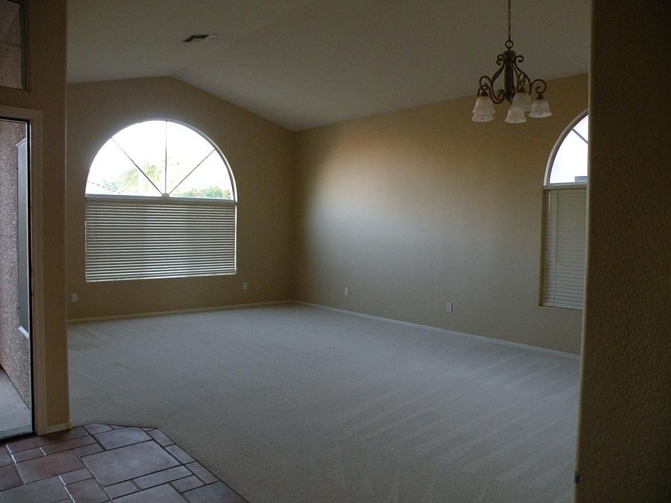 2nd image of 4543 E Fernwood Ct