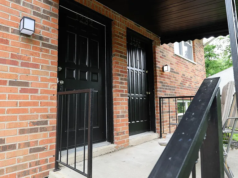 1232 E Henry Clay Ave — Photo 26