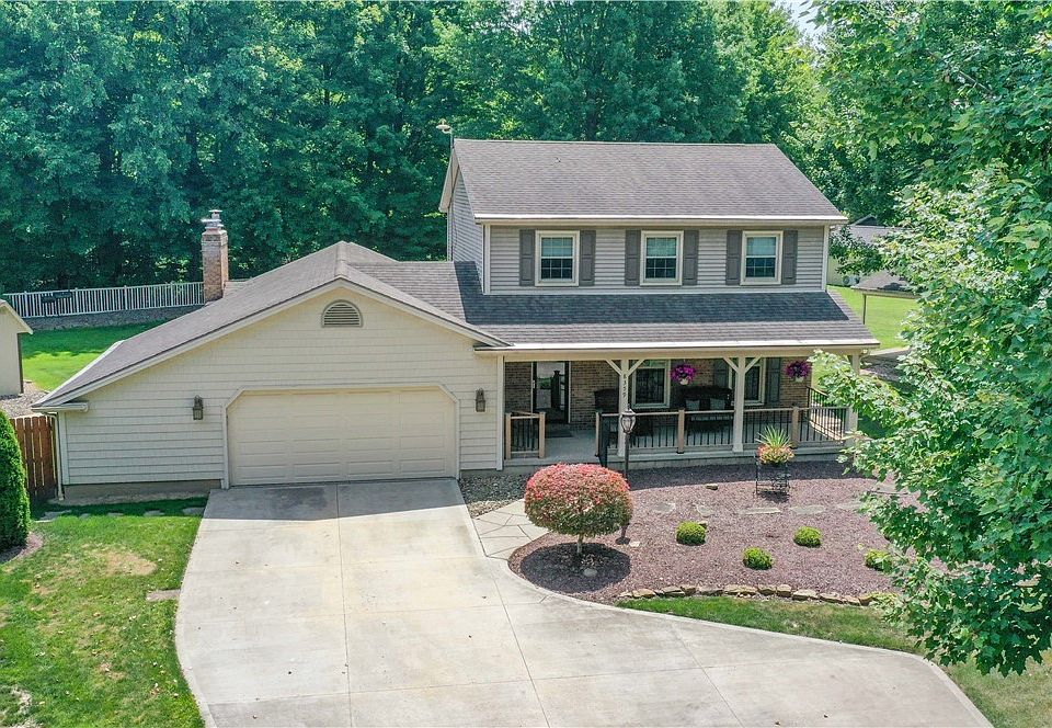 1st image of 8359 Stoney Creek Dr