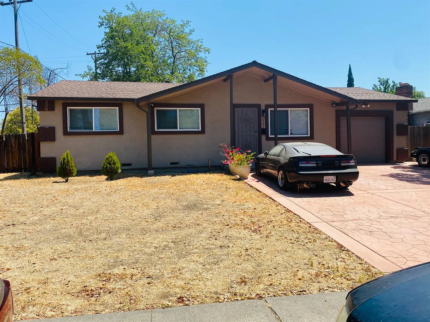 7543 Meadowair Way photo 1