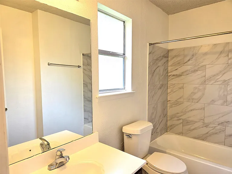 13427 Juniper Point Dr — Photo 36