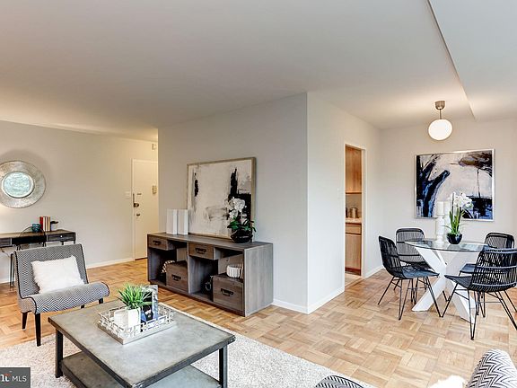 5th image of 4000 Tunlaw Rd NW APT 905