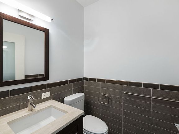 5th image of 101 W 24th St #15C