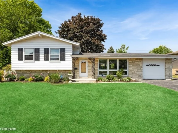 5614 N Manor Ln, Chicago, IL 60631