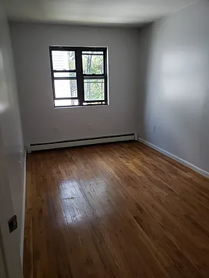 Rented by Yup Realty LLC | media 7