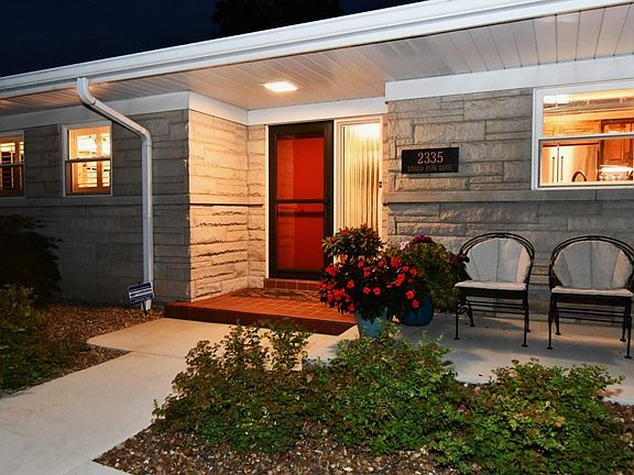 4th image of 2335 Bayard Park Dr