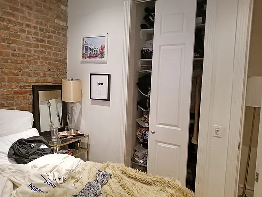 Rented by New York Residence | media 16