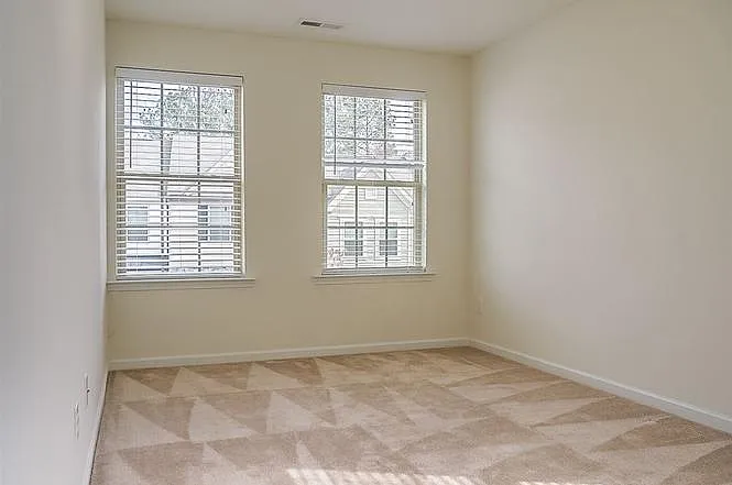 1250 Garden Stone Dr — Photo 5