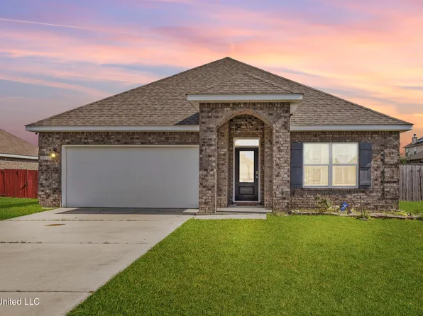 18224 Big Leaf Dr, Gulfport, MS 39503