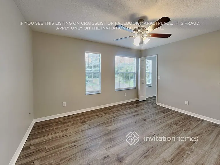 101 Calabria Springs Cv — Photo 12