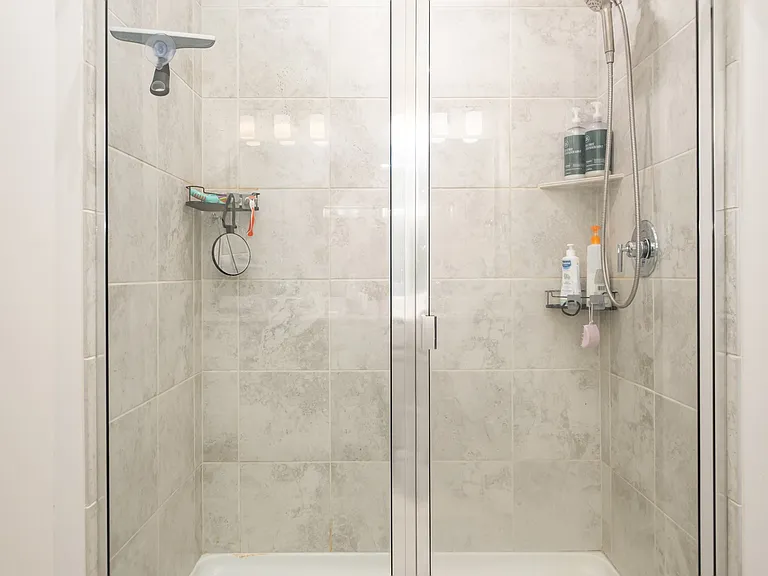 1063 Holland Ridge Way — Photo 4