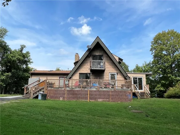 1000 Wright Rd, New Kensington, PA 15068