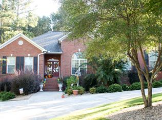 405 Canterbury Dr, Lagrange, GA 30241