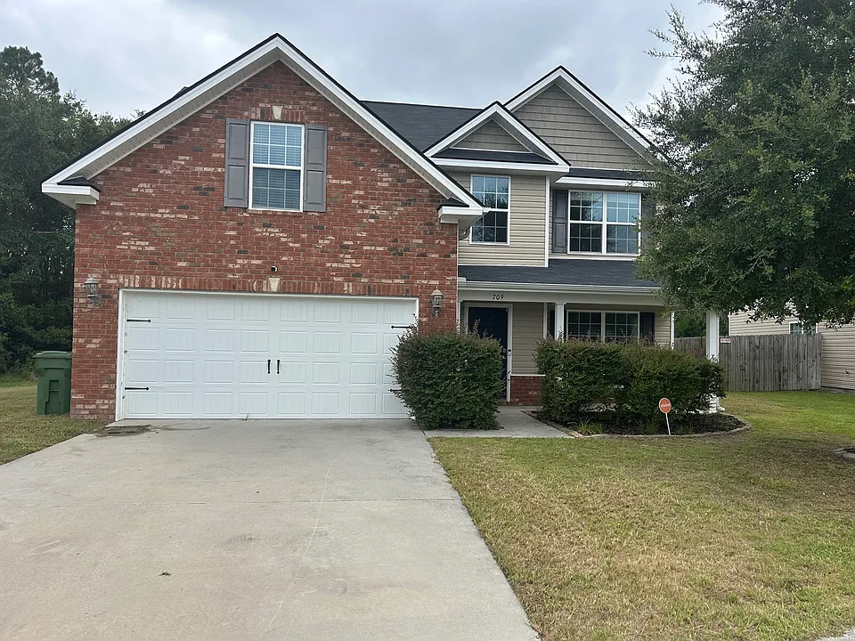 709 Highgrove Ct