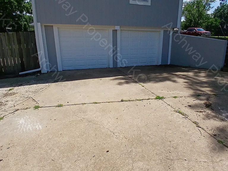 5103 Long Dr — Photo 16
