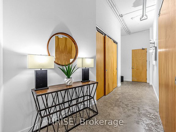 3rd image of 155 Dalhousie St #921