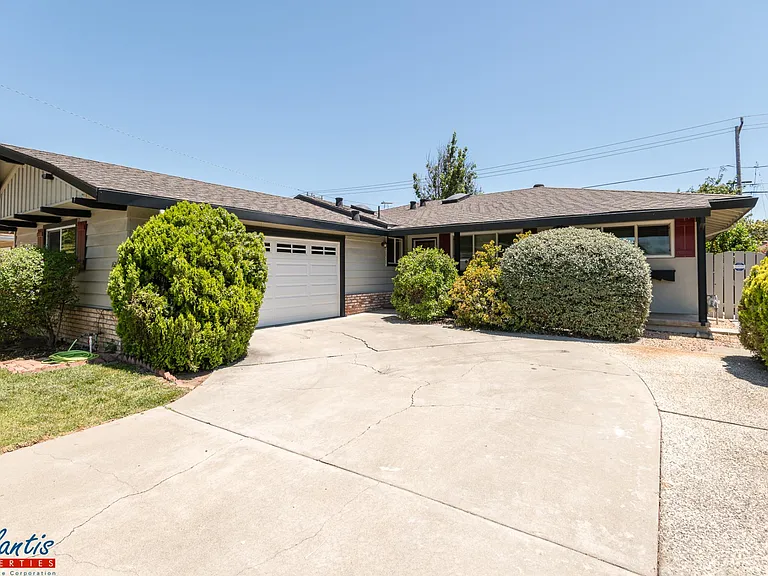 1626 Quail Ave — Photo 1