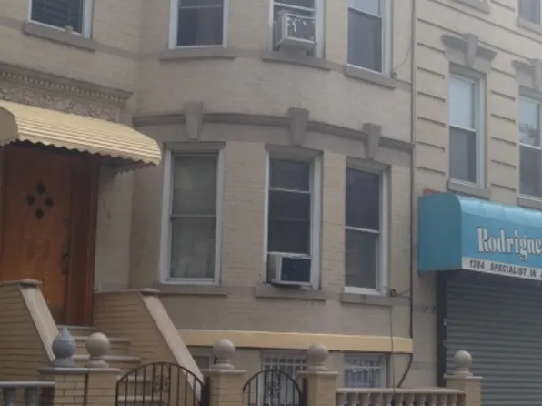 484 Irving Ave, Brooklyn, NY 11237
