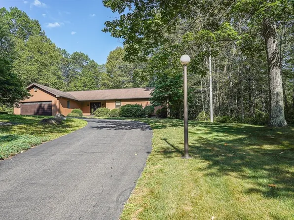 165 Barre Paxton Rd, Rutland, MA 01543