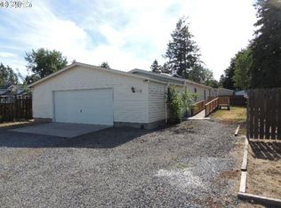 10402 A St, Island City, OR 97850