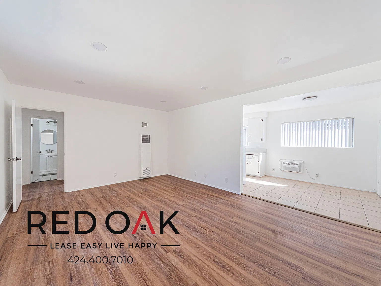 Sunlit One Bedroom with Eat-In Kitchen, On-Site Laundry, and Included Parking ~ In Prime Reseda! — Photo 1
