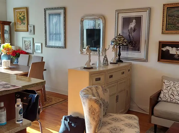 275 Webster Avenue image 7 of 20