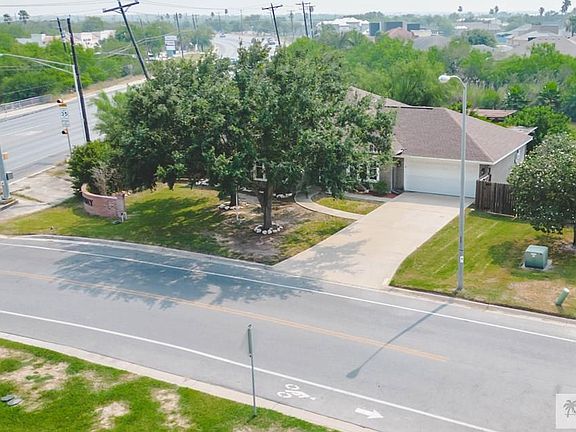 2nd image of 4505 Lakeway Dr