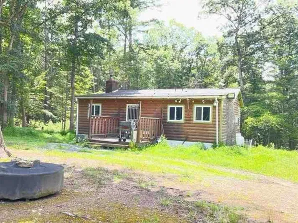 17743 Sundance Forest Rd, Broadway, VA 22815