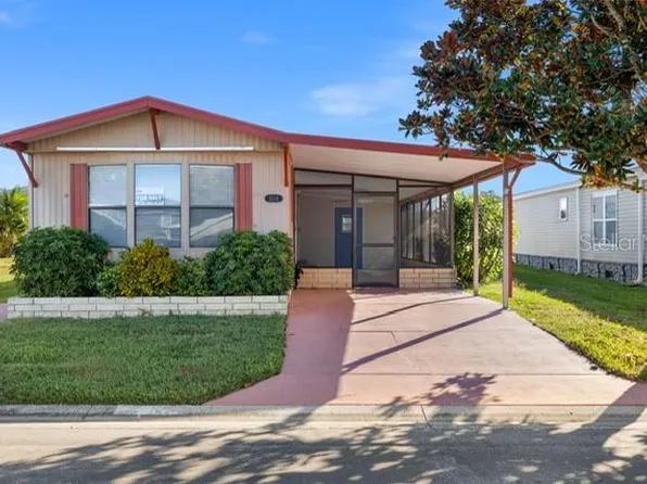 3114 Hickory Dr, Zephyrhills, FL 33543