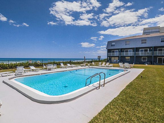 4th image of 307 Highway A1a APT 4