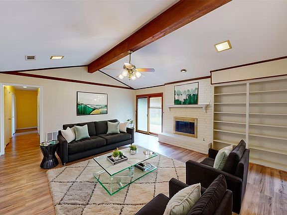 4th image of 1926 Camden Way